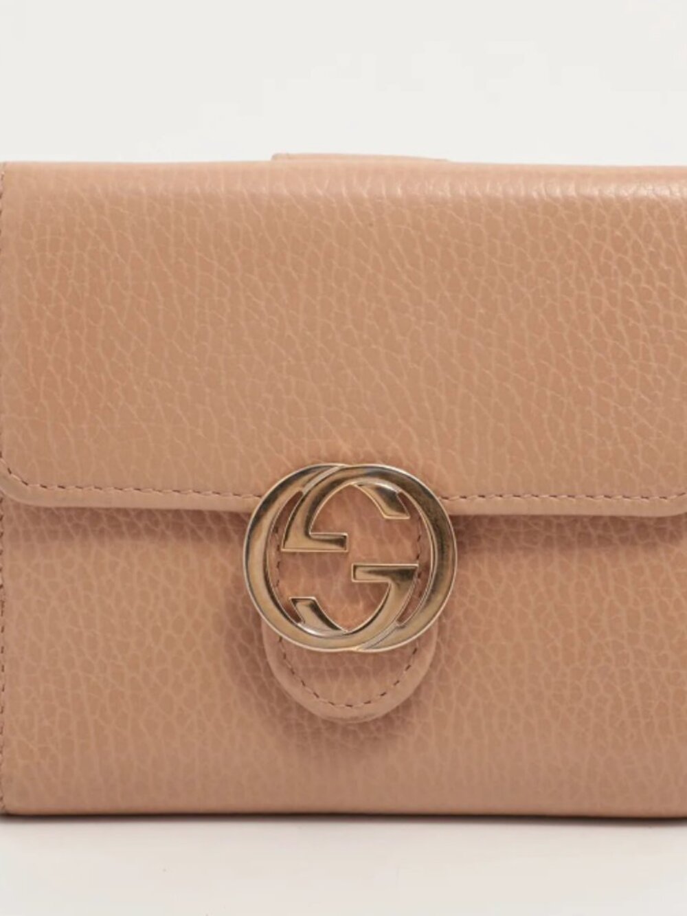 Gucci Interlocking G Leather Compact Wallet Beige